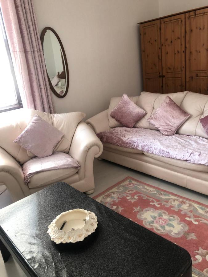 Brown'S Guest House Peterhead Extérieur photo