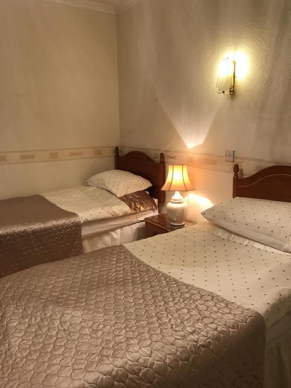 Brown'S Guest House Peterhead Extérieur photo
