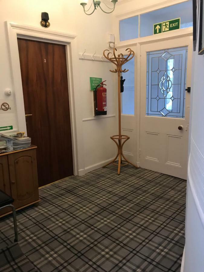 Brown'S Guest House Peterhead Extérieur photo